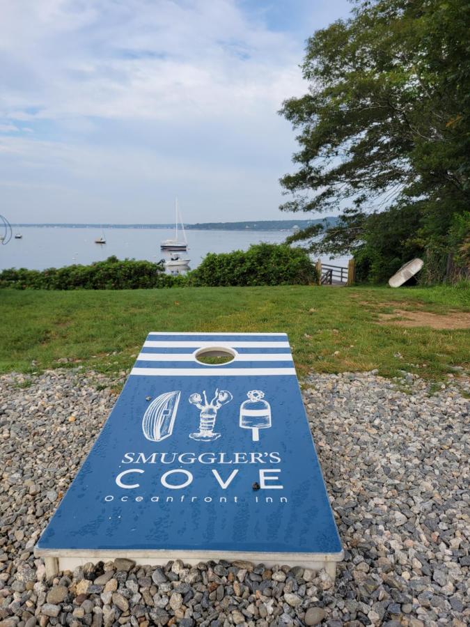 Mermaid Lounge @ Smugglers Cove — photo 19