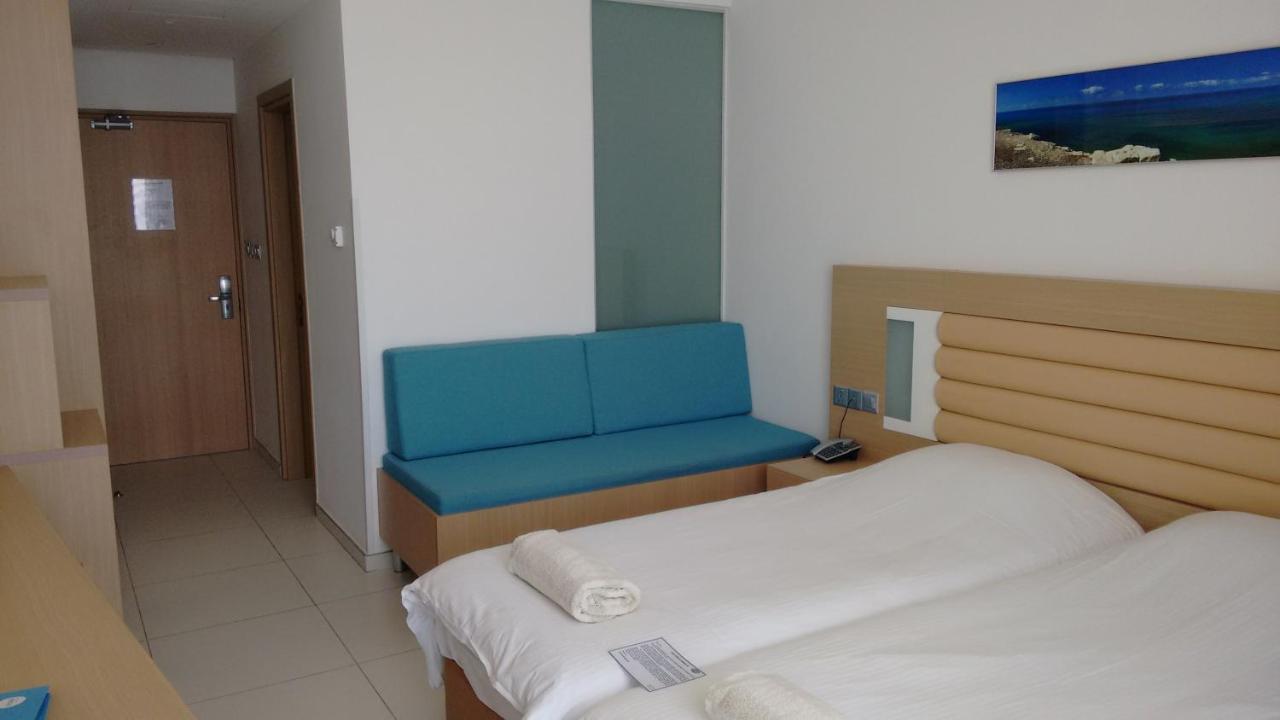 Vrissaki Beach Hotel photo