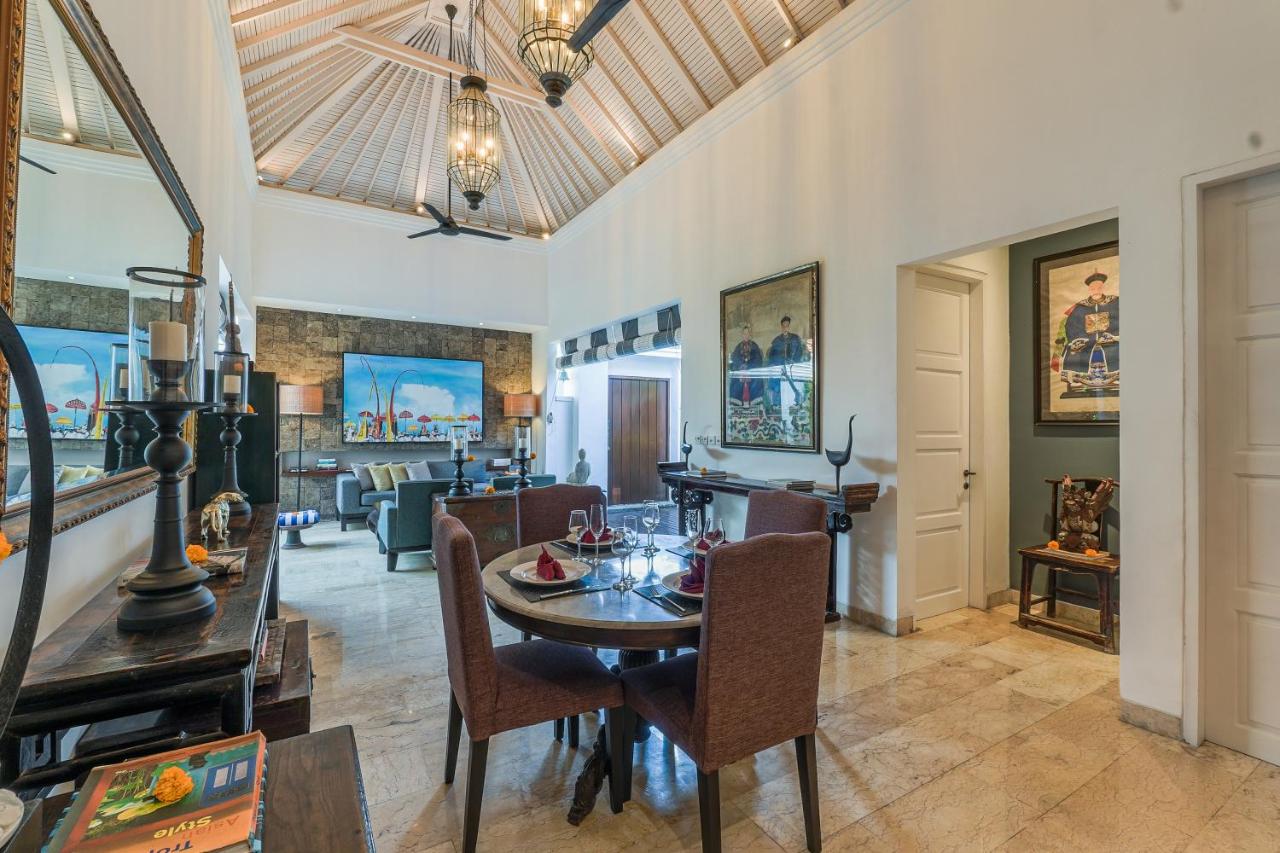 Mosan House - unique art-filled gem in perfect location a short walk from the beach or Seminyak Square including AC office for remote working - 5