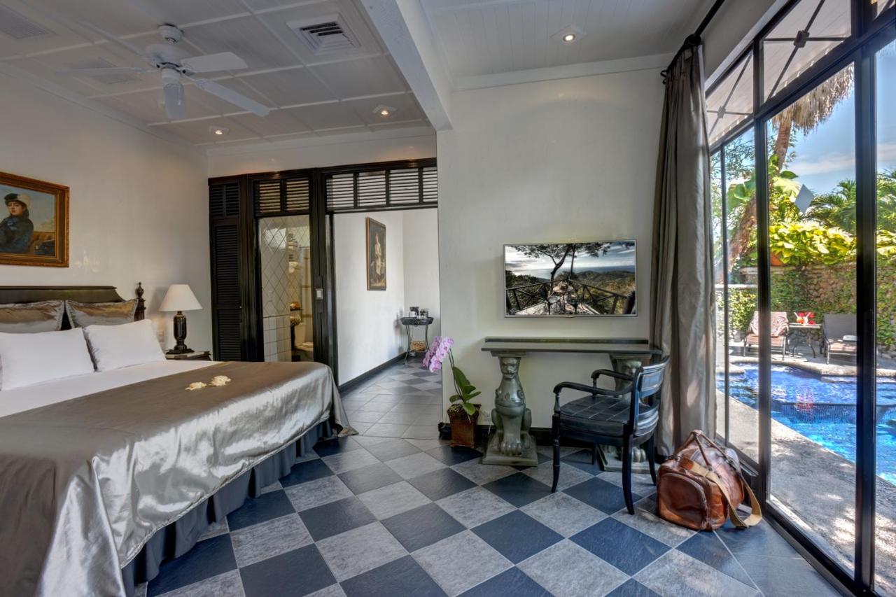 Hotel Villa Caletas photo