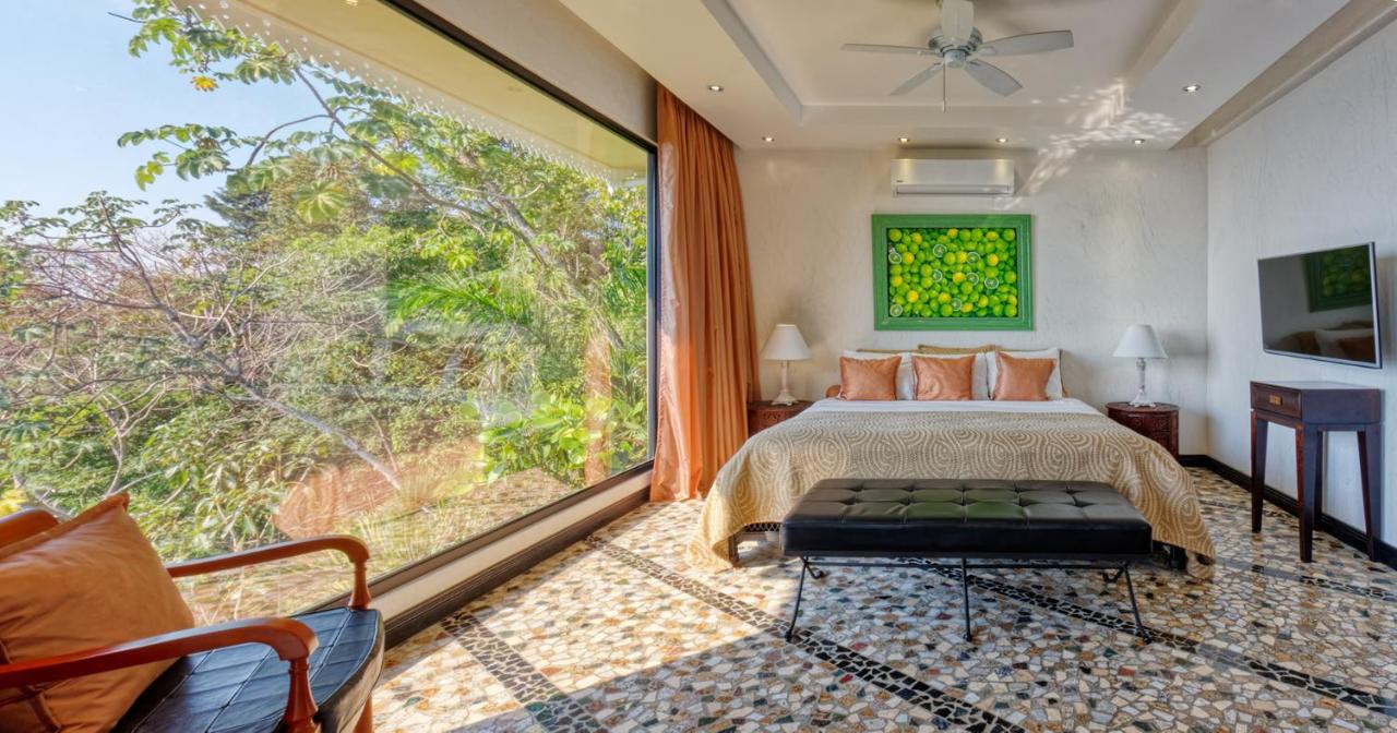 Hotel Villa Caletas photo