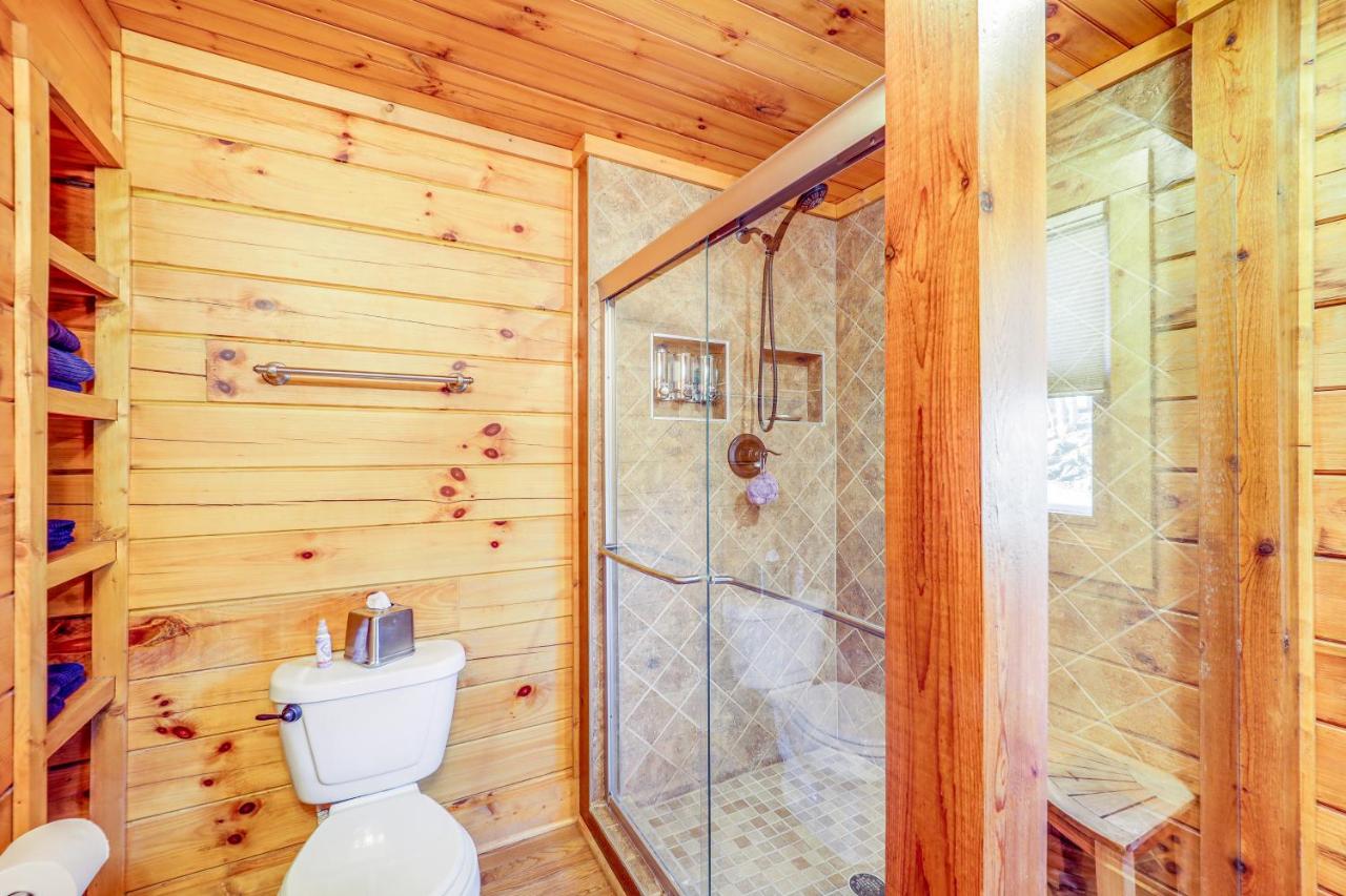 Lake Hideaway Chalet — photo 15