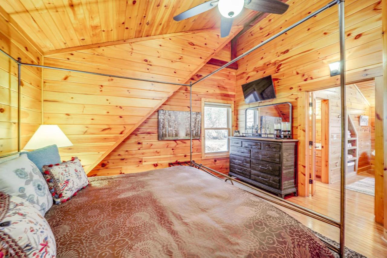 Lake Hideaway Chalet — photo 16