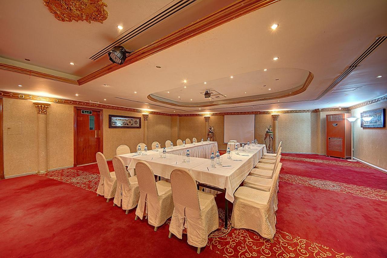 Royal Ascot Hotel photo