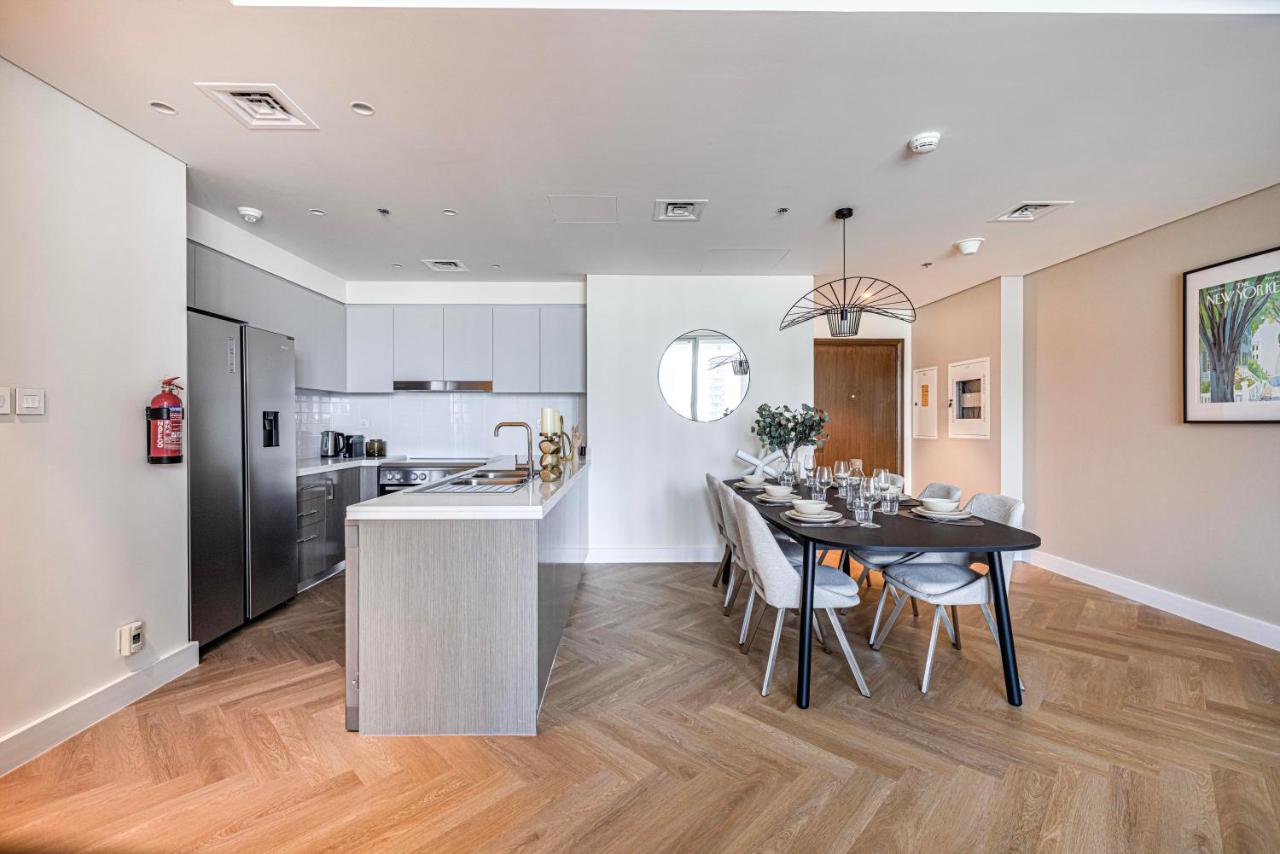 Daniels Luxury 3BR with Dubai Opera Views - 5