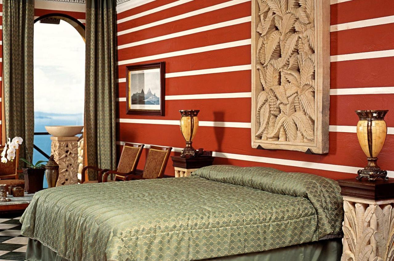 Zephyr Palace Luxury Hotel photo