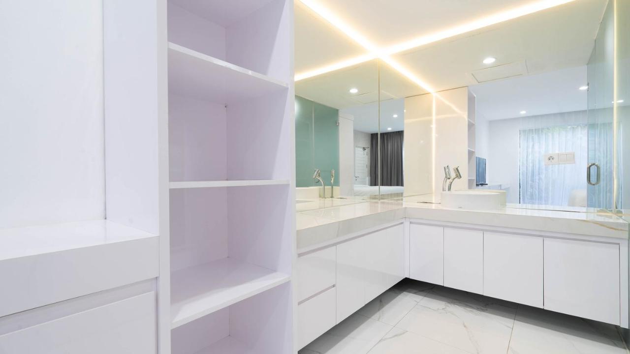 Cozy Stay Bali by ARM Hospitality - 3