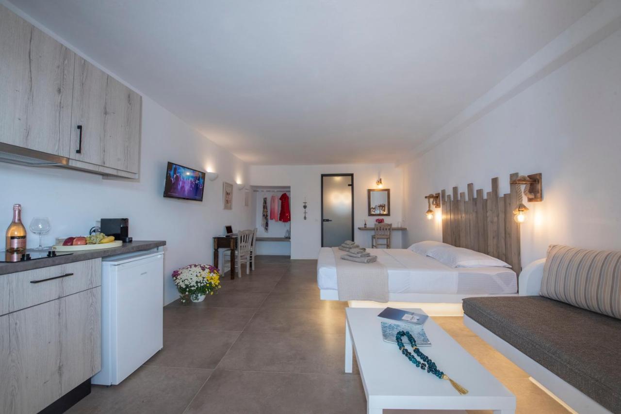 Myrsini's Luxury Suites Merchia - 2