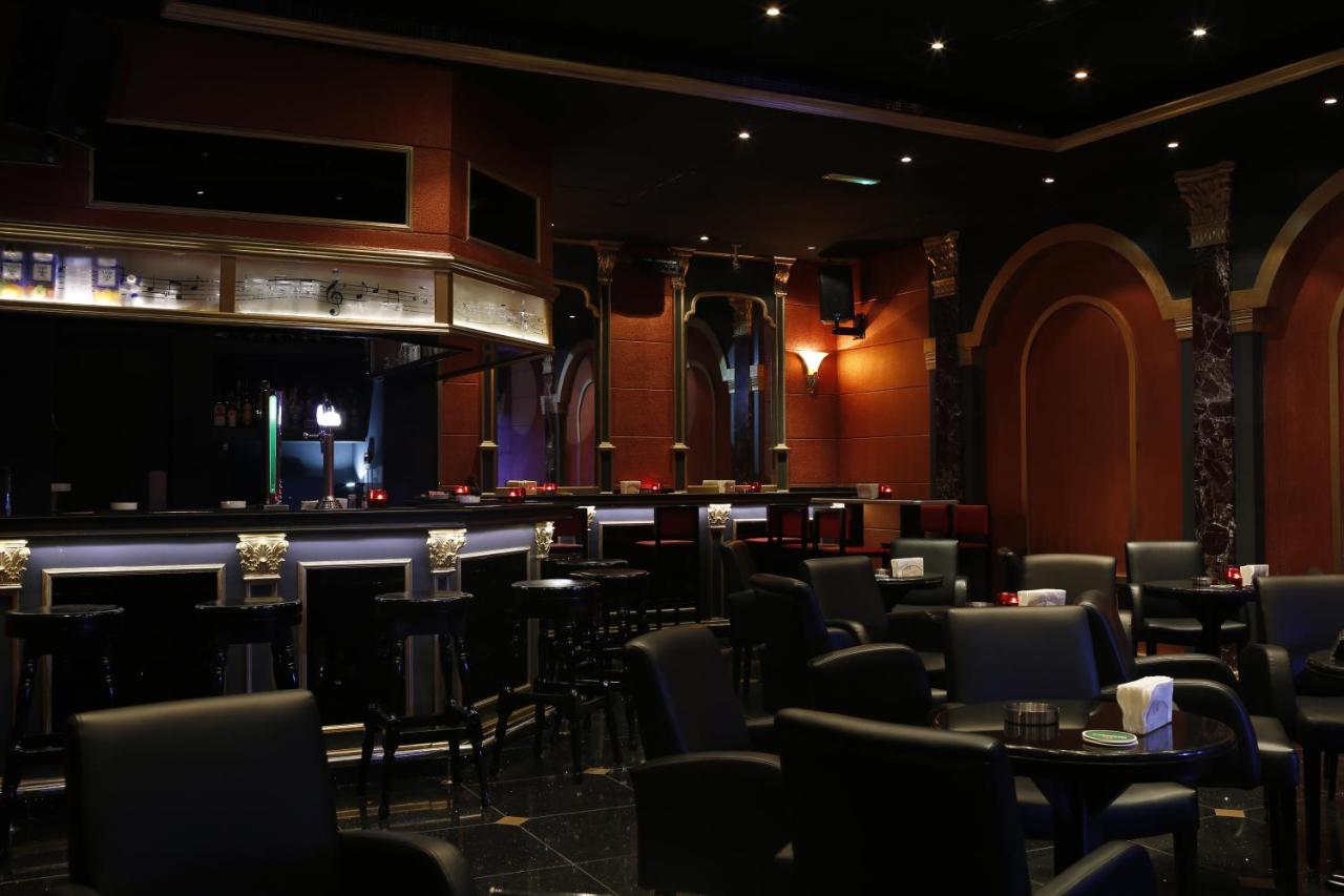 Broadway Hotel photo