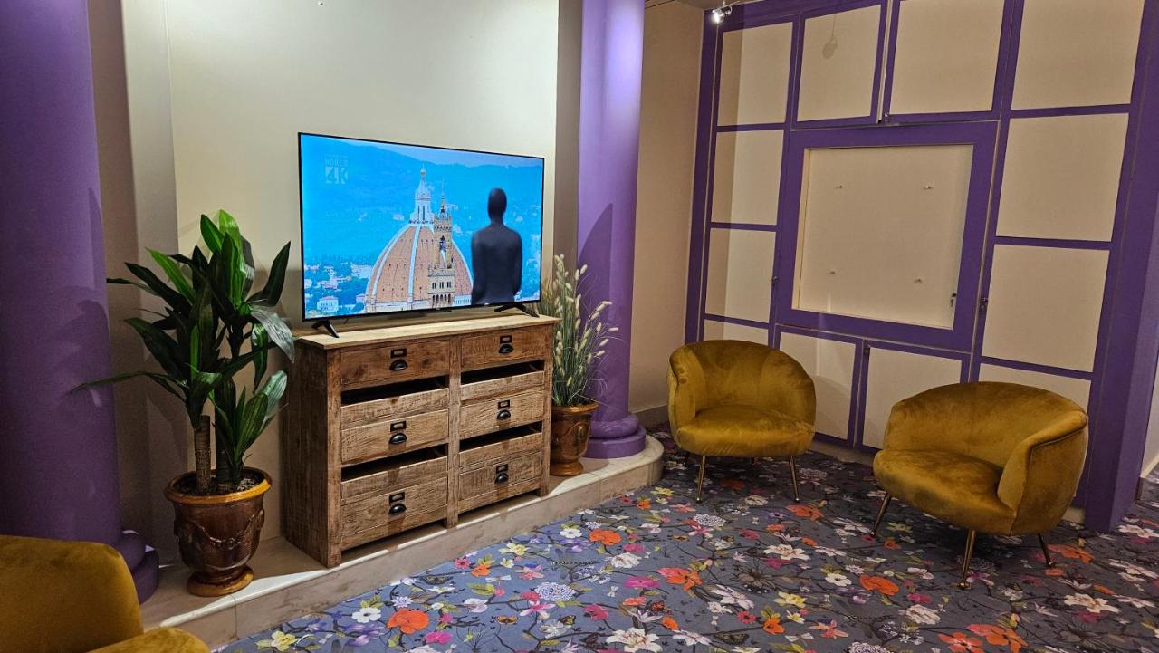 Select Executive Residence