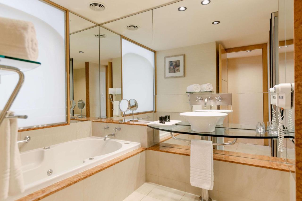 Doubletree By Hilton Buenos Aires photo