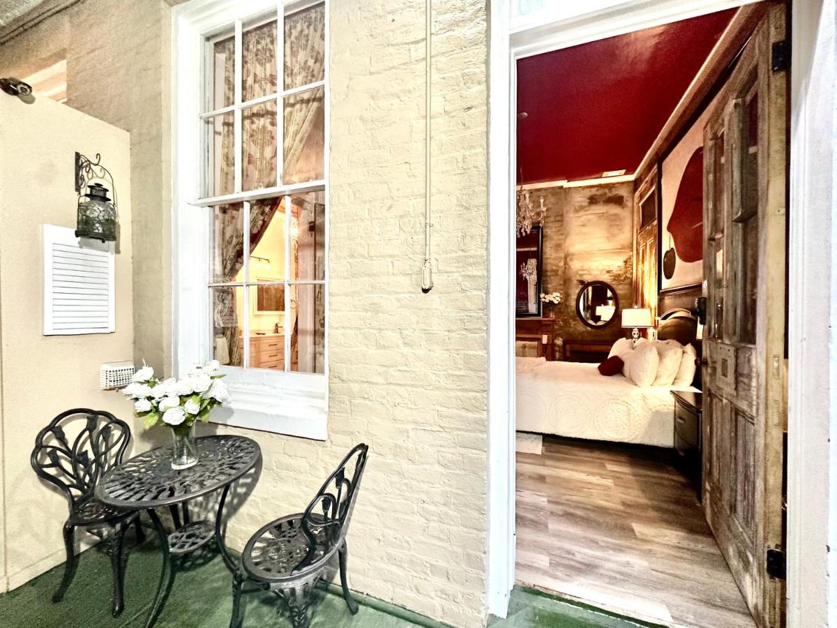 Fleur De Lis Mansion — photo 23