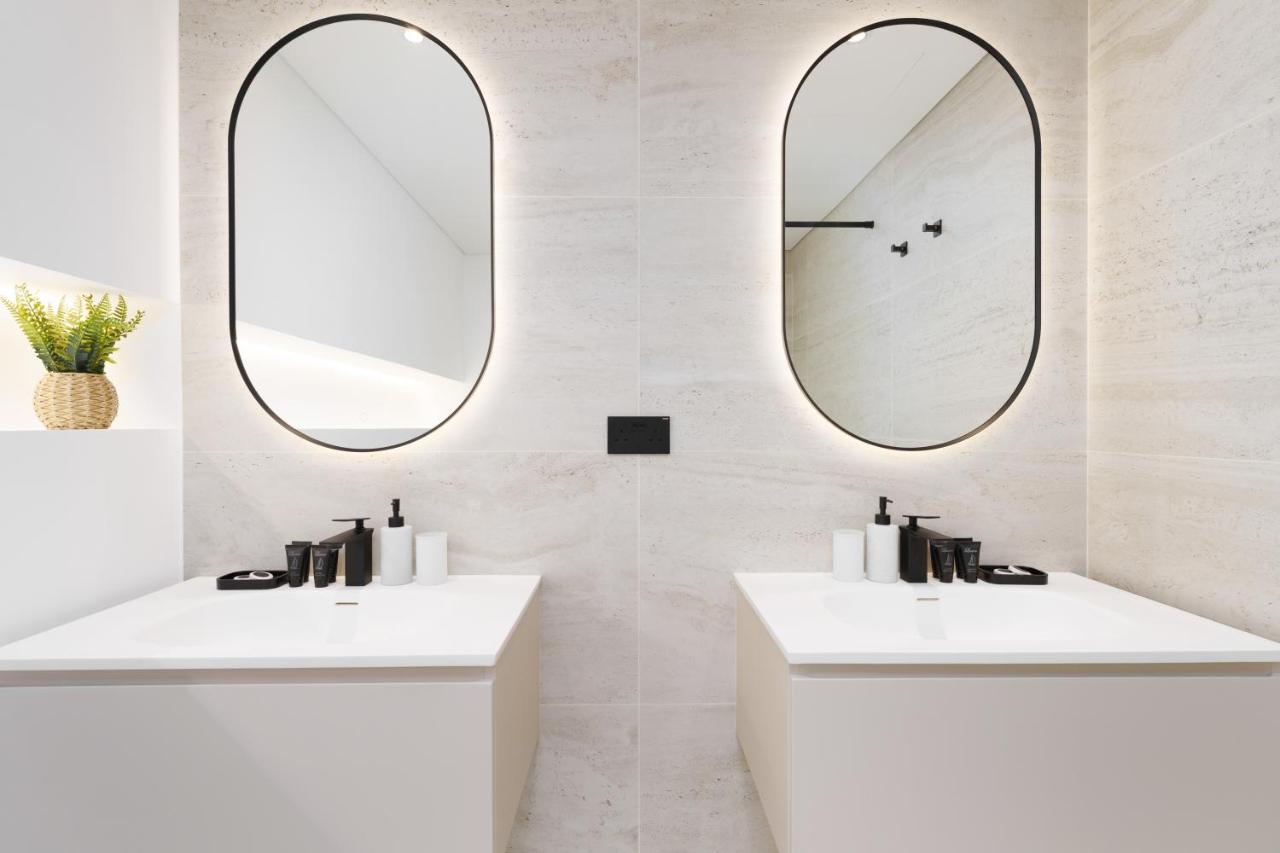 Luxury Living w private beach and Burj AlArab view - 3