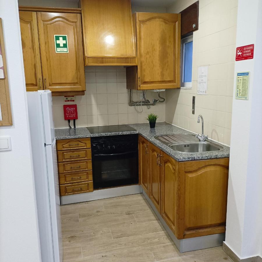 Good Vibes - Lagos Guesthouse - 2