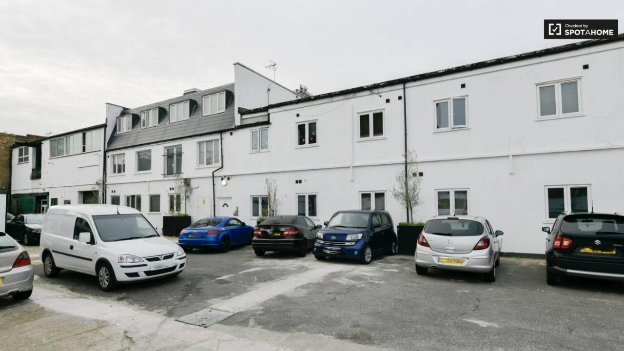 City Sparrow Apartment 2B - 5