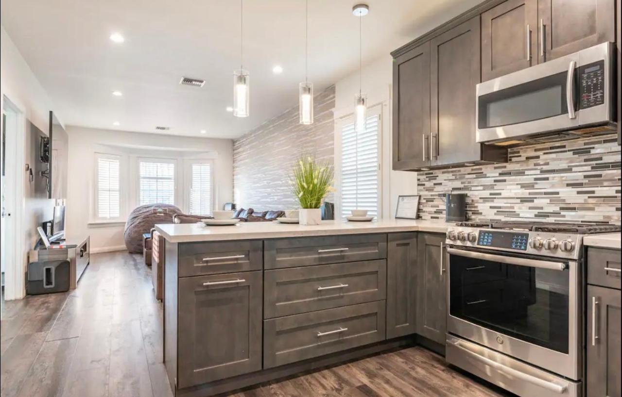 Gorgeous DTLA w/ View + Hot Tub! - 4