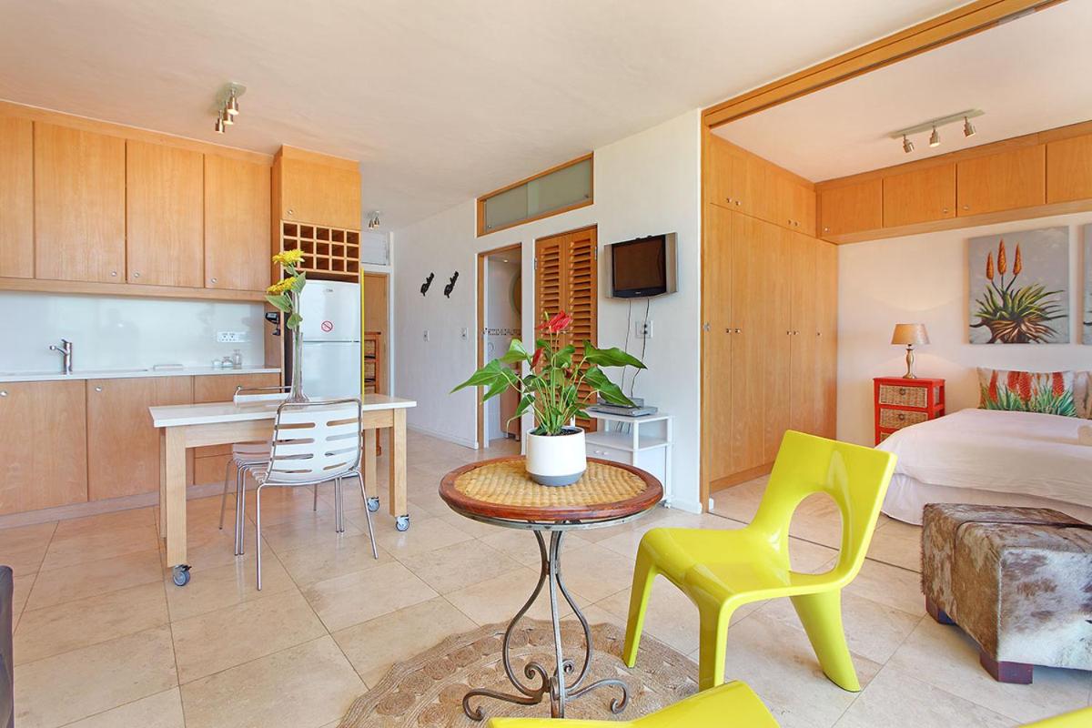 Neptune Isle 214 - 5