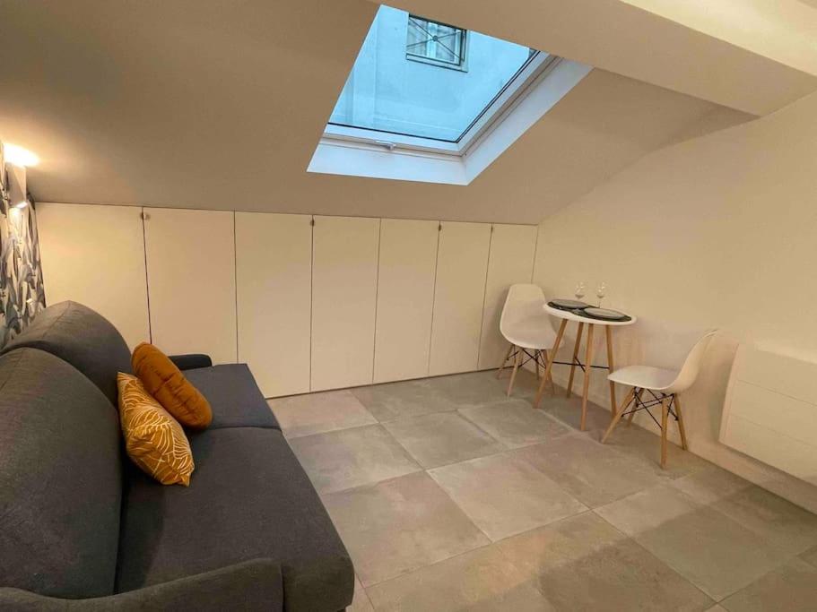 Charming Studio In The Heart Of Paris - 2
