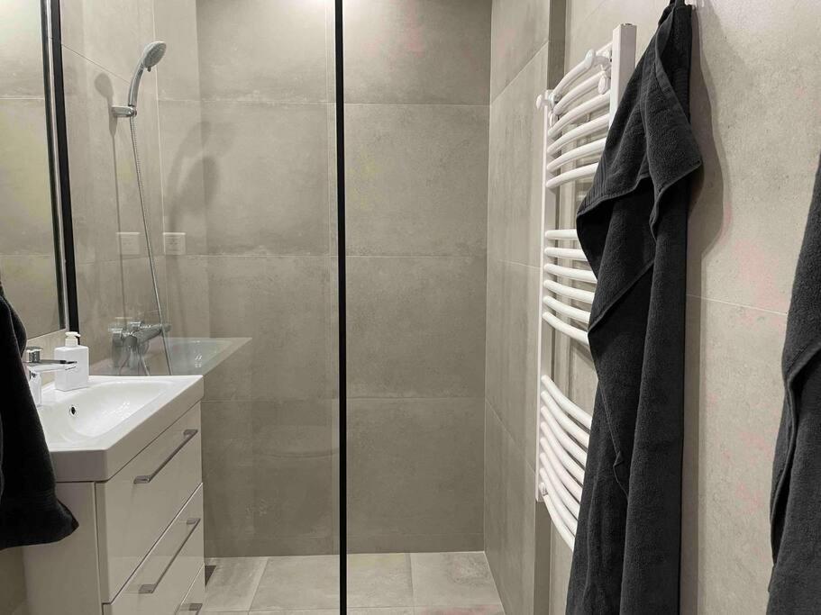 Charming Studio In The Heart Of Paris - 5