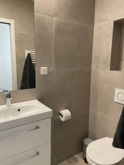 Bright studio apartment in the heart of Paris - 3