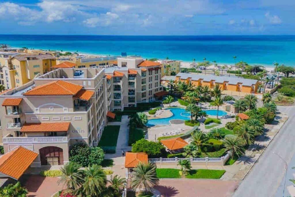 Beautiful Vibes Sun Kiss Serenity your Stylish Apt Just Steps from Eagle Beach