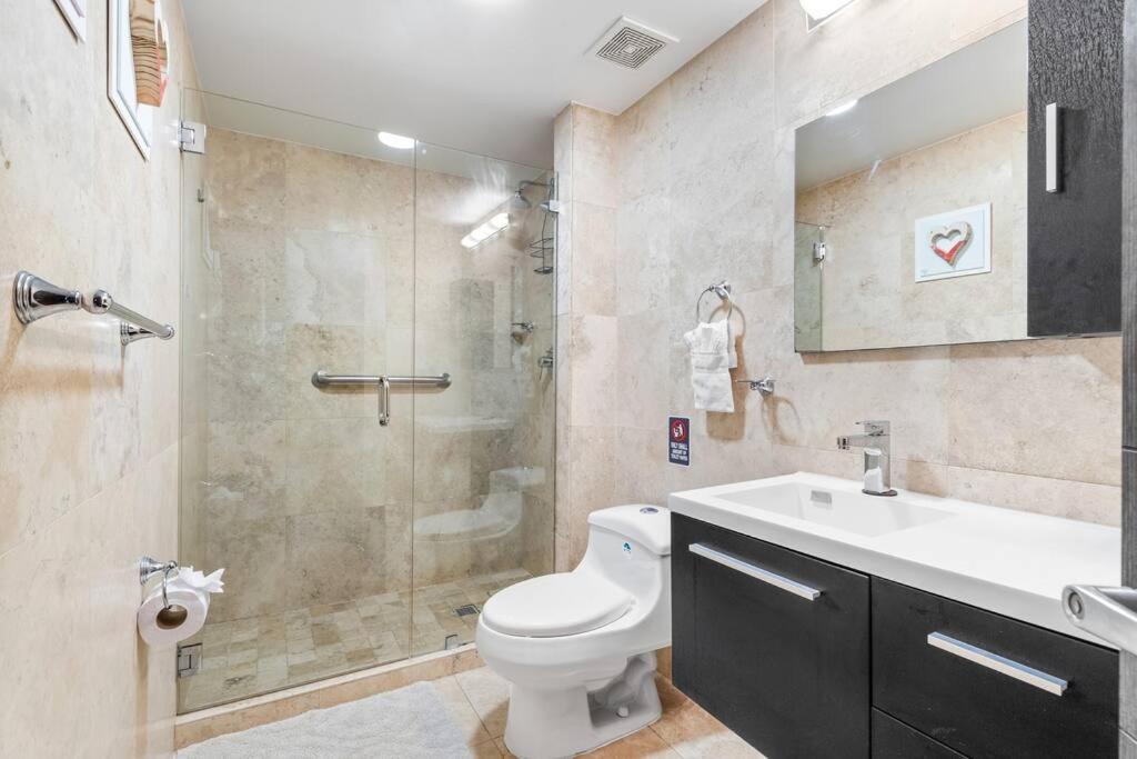 Beautiful Vibes Sun Kiss Serenity your Stylish Apt Just Steps from Eagle Beach - 2