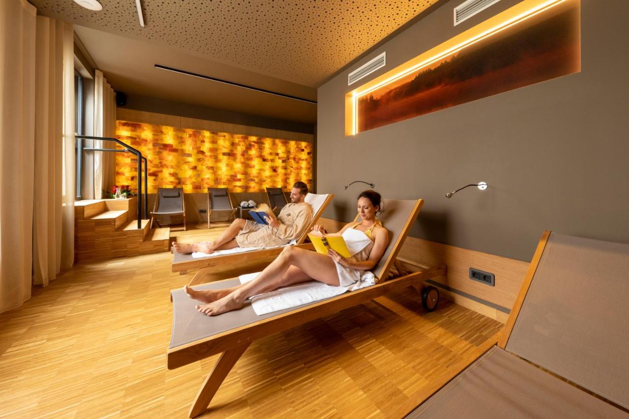 Hotel Zeitgeist Vienna Hauptbahnhof photo