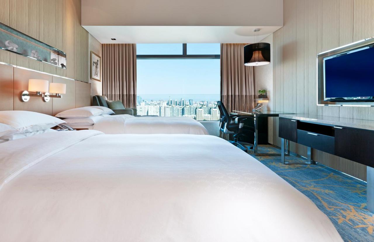 Sheraton Grand Beijing Dongcheng Hotel photo