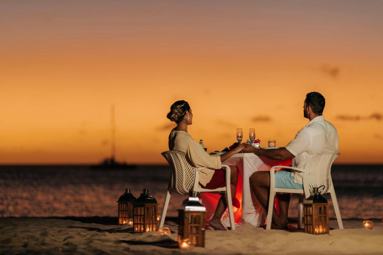 Hilton Aruba Caribbean Resort & Casino photo