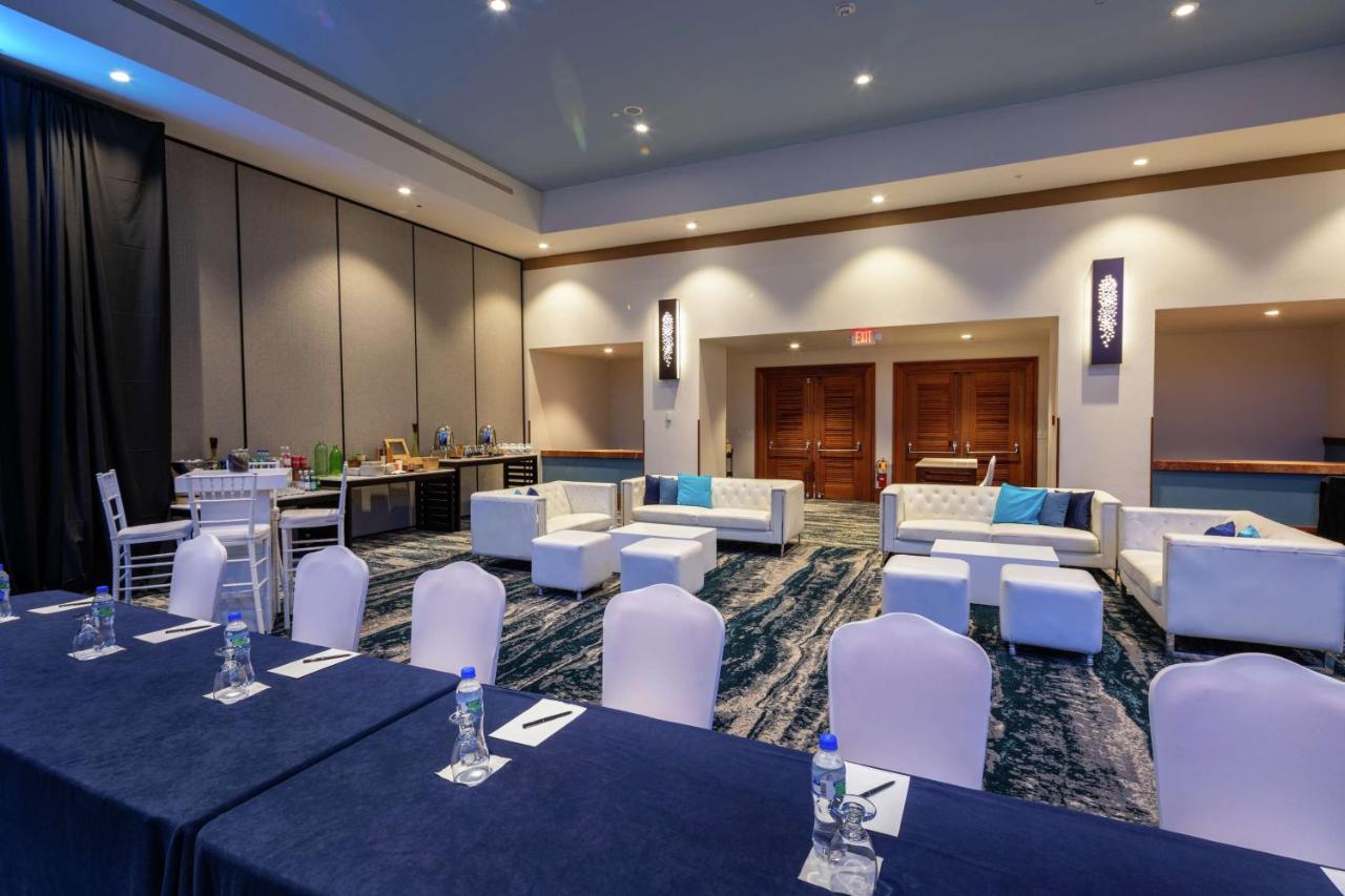 Hilton Aruba Caribbean Resort & Casino photo