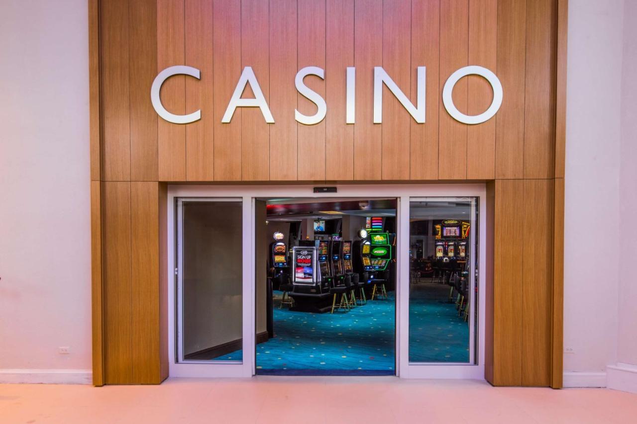 Hilton Aruba Caribbean Resort & Casino photo