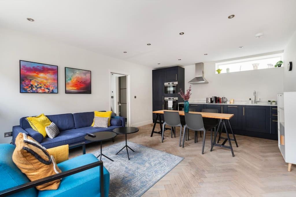 Beautiful 3 bd house in Paddington - 4