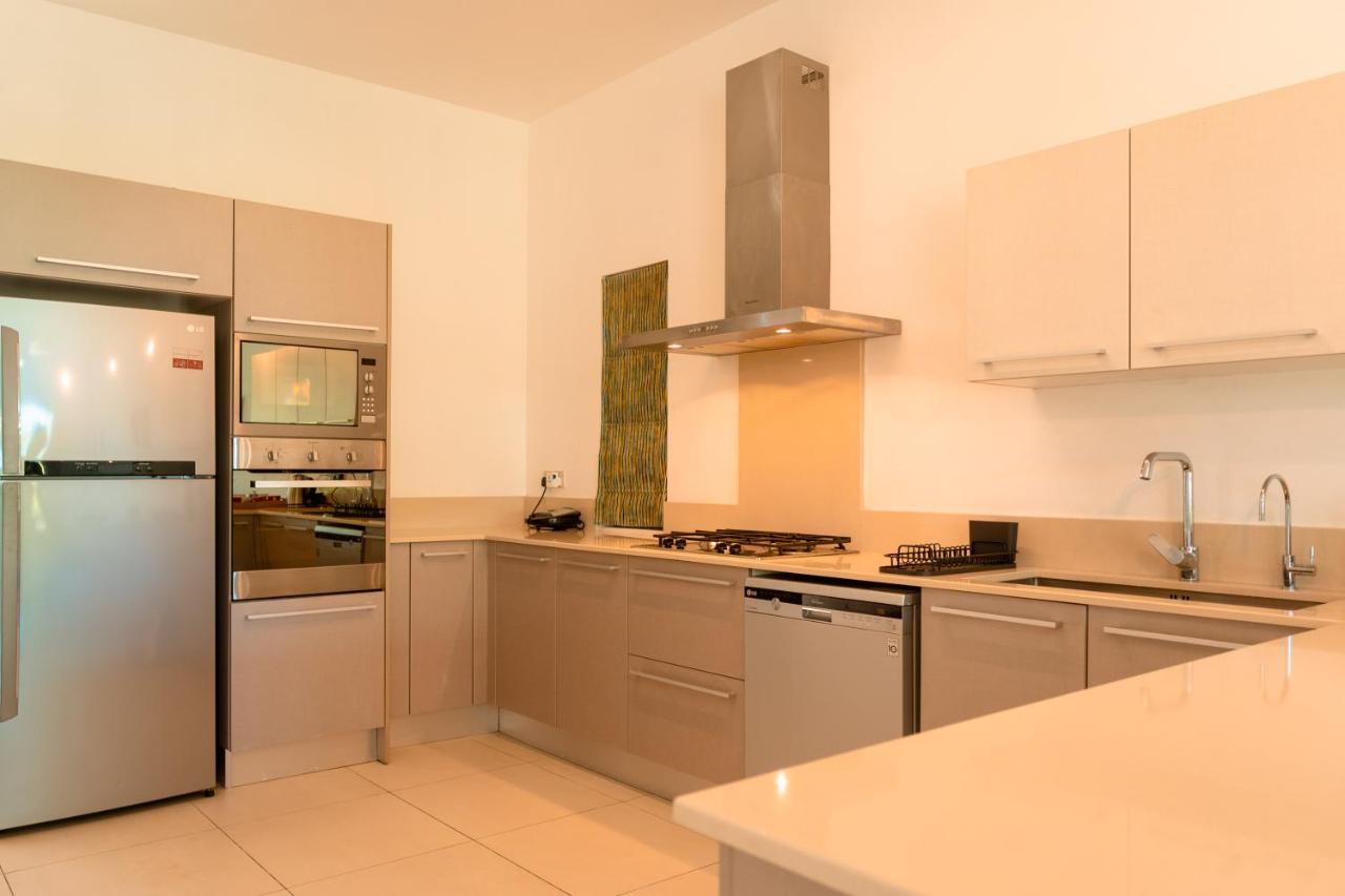 Stunning Belle Mare Beachfront Apartment - 3