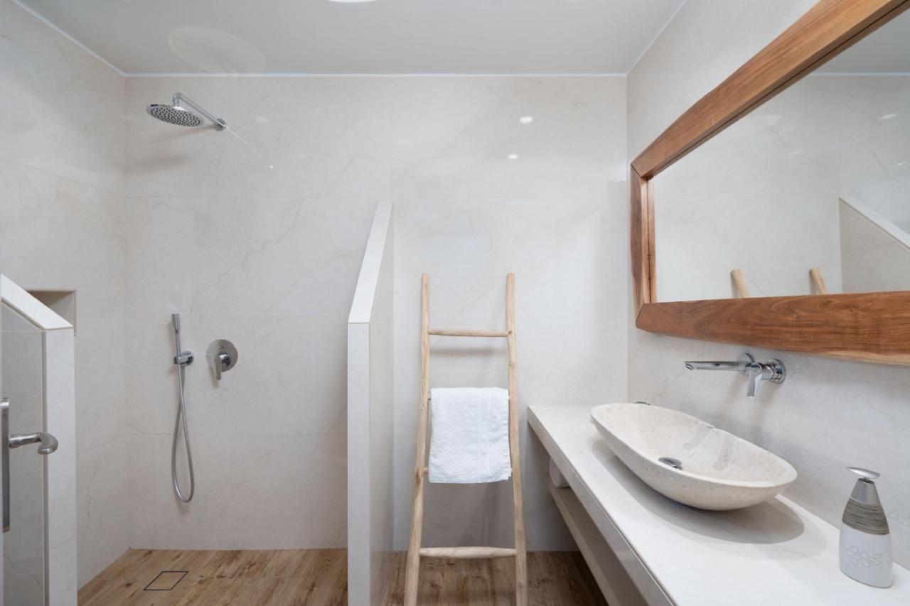 Pithos Apartments - 3