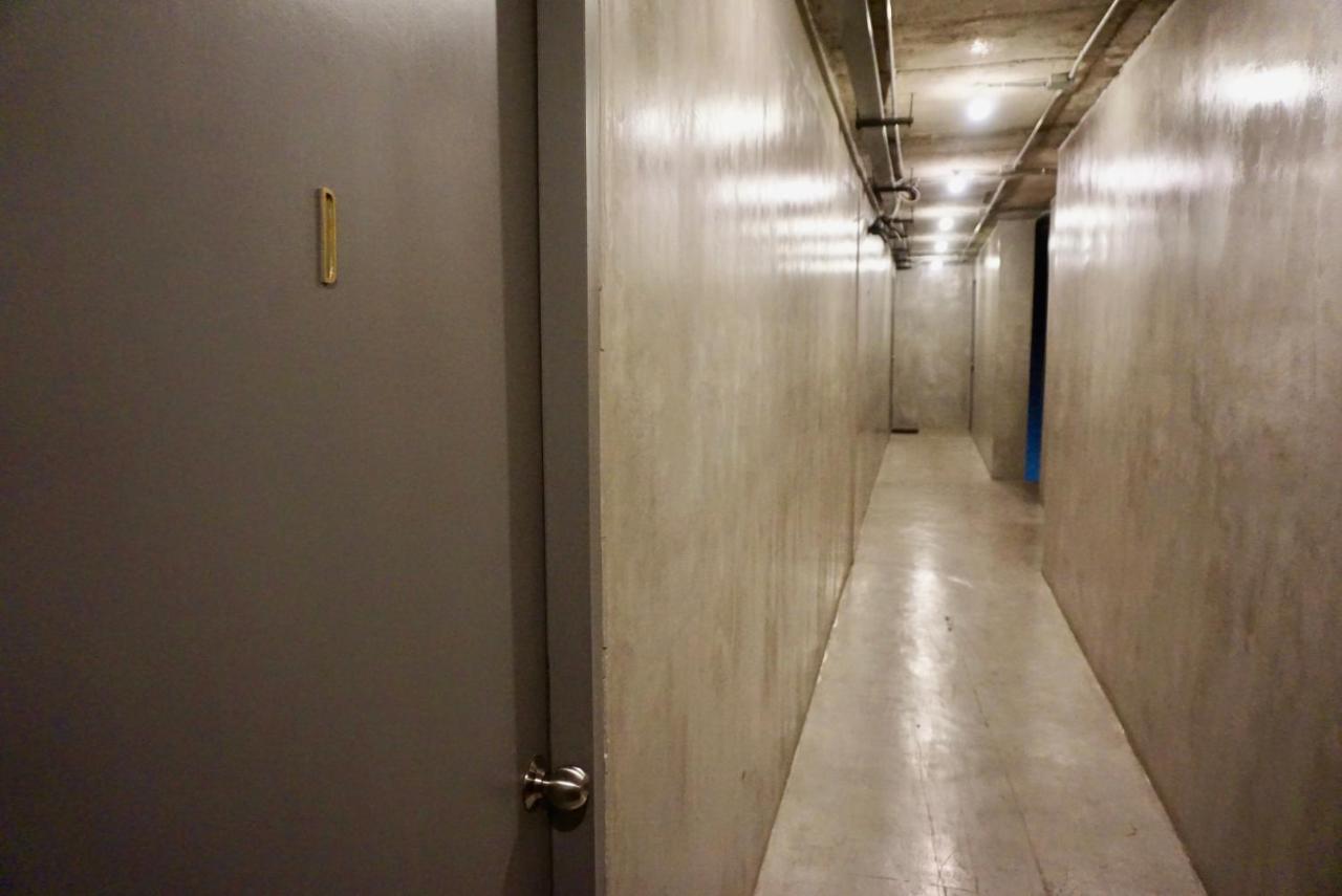 Hash Apartment with unique chill design at Silom Soi 3 - 3