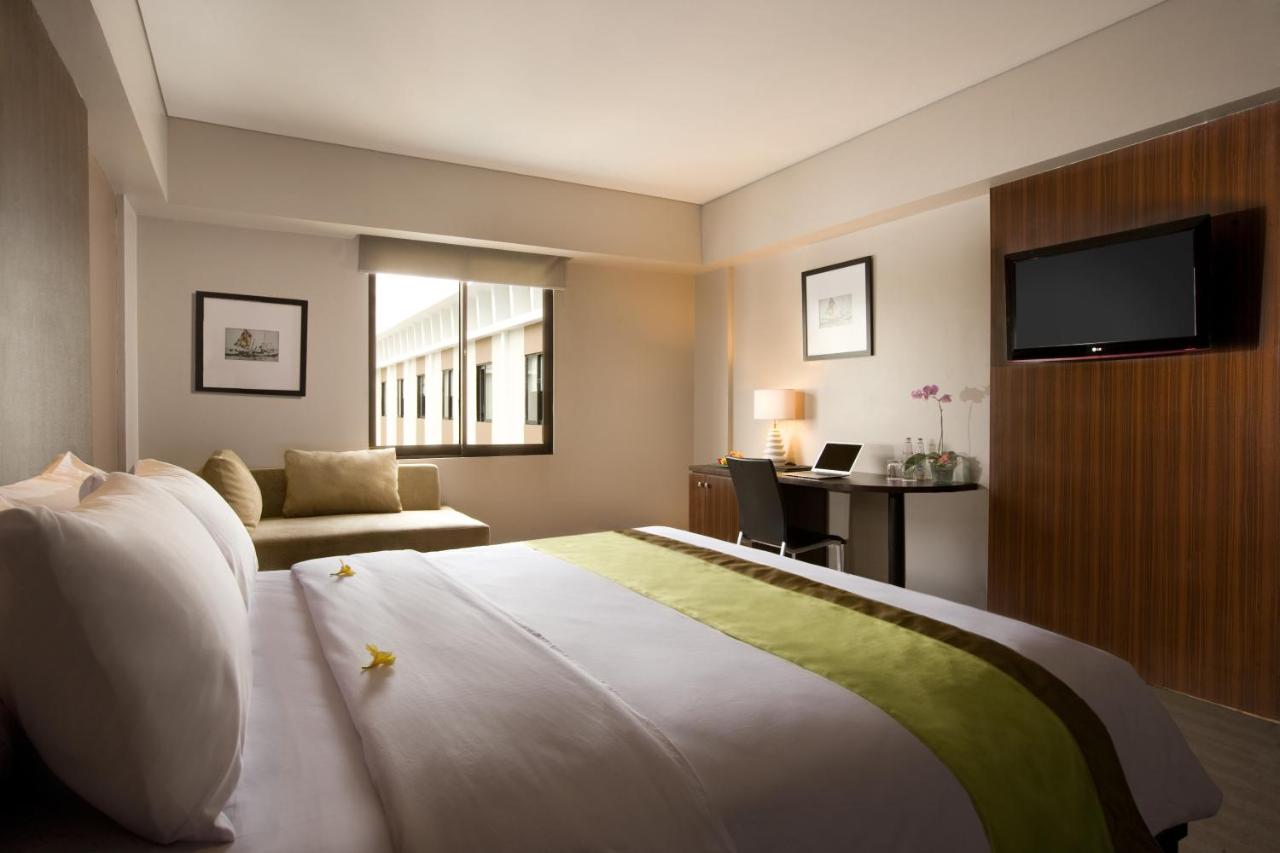 Hotel Santika Kuta - 2