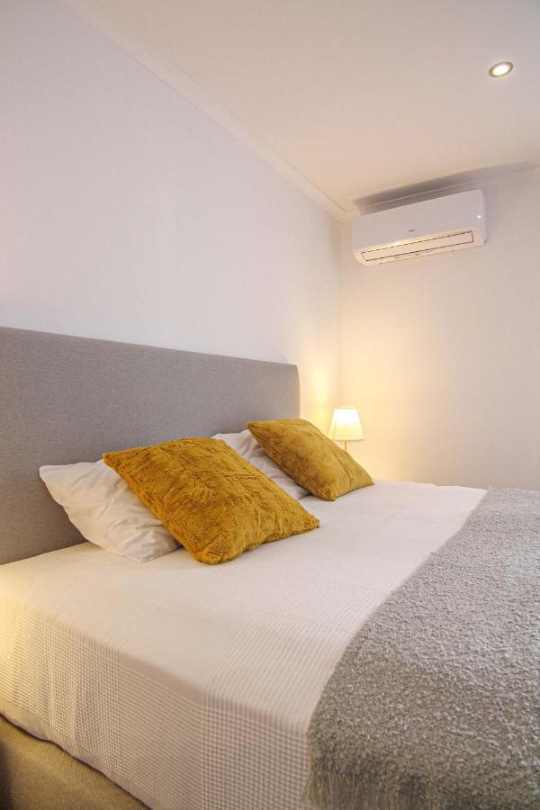 Pine House - Faro Airport, Beach and City Center - 3