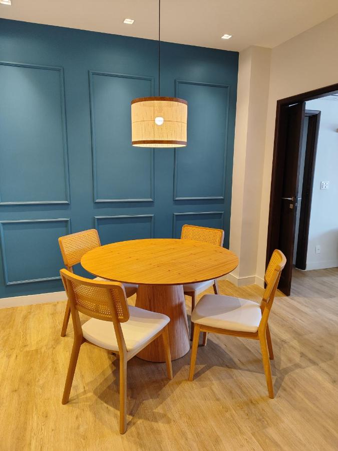 A uma quadra da praia de Copacabana - 5