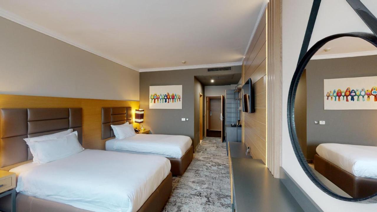 Expo Sofia Hotel - Free Arrival shuttle bus - Free Parking - Free Compliments - Free Wi-Fi photo