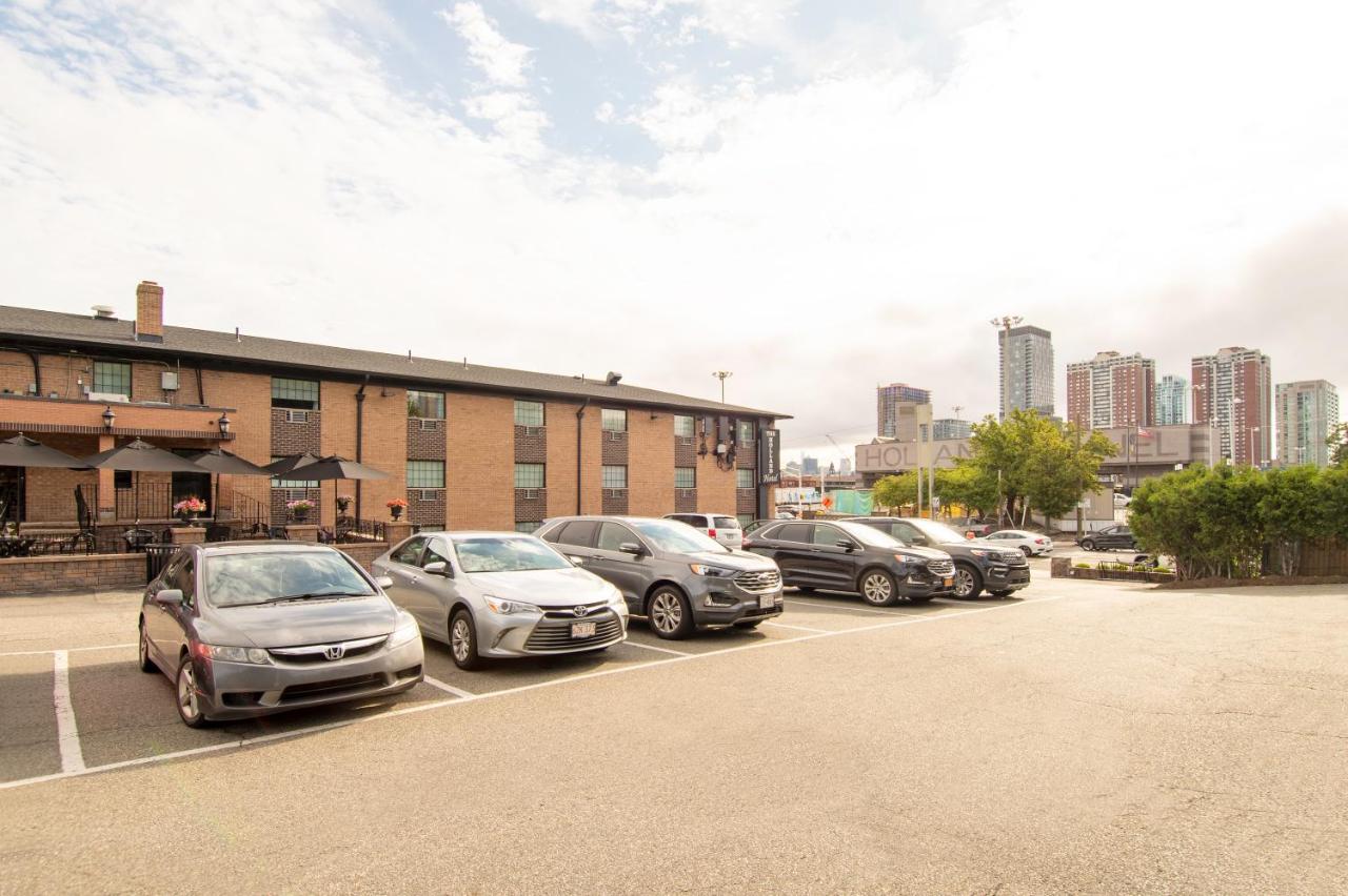 Holland Hotel Jersey City Free Parking — photo 18