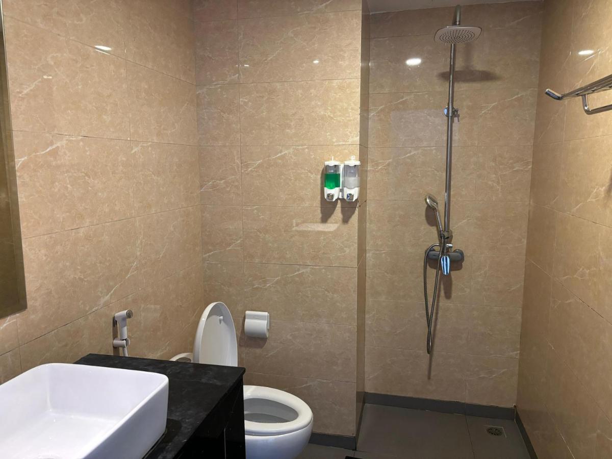 Apartment Pelita Batam Floor 9 no 1 3 Bedroom with 2 Balcony - 3
