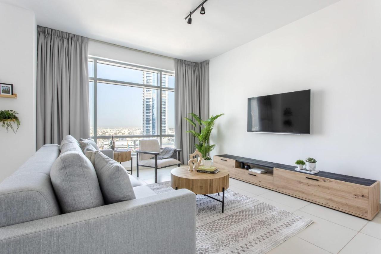 Frank Porter - The Lofts West - 3