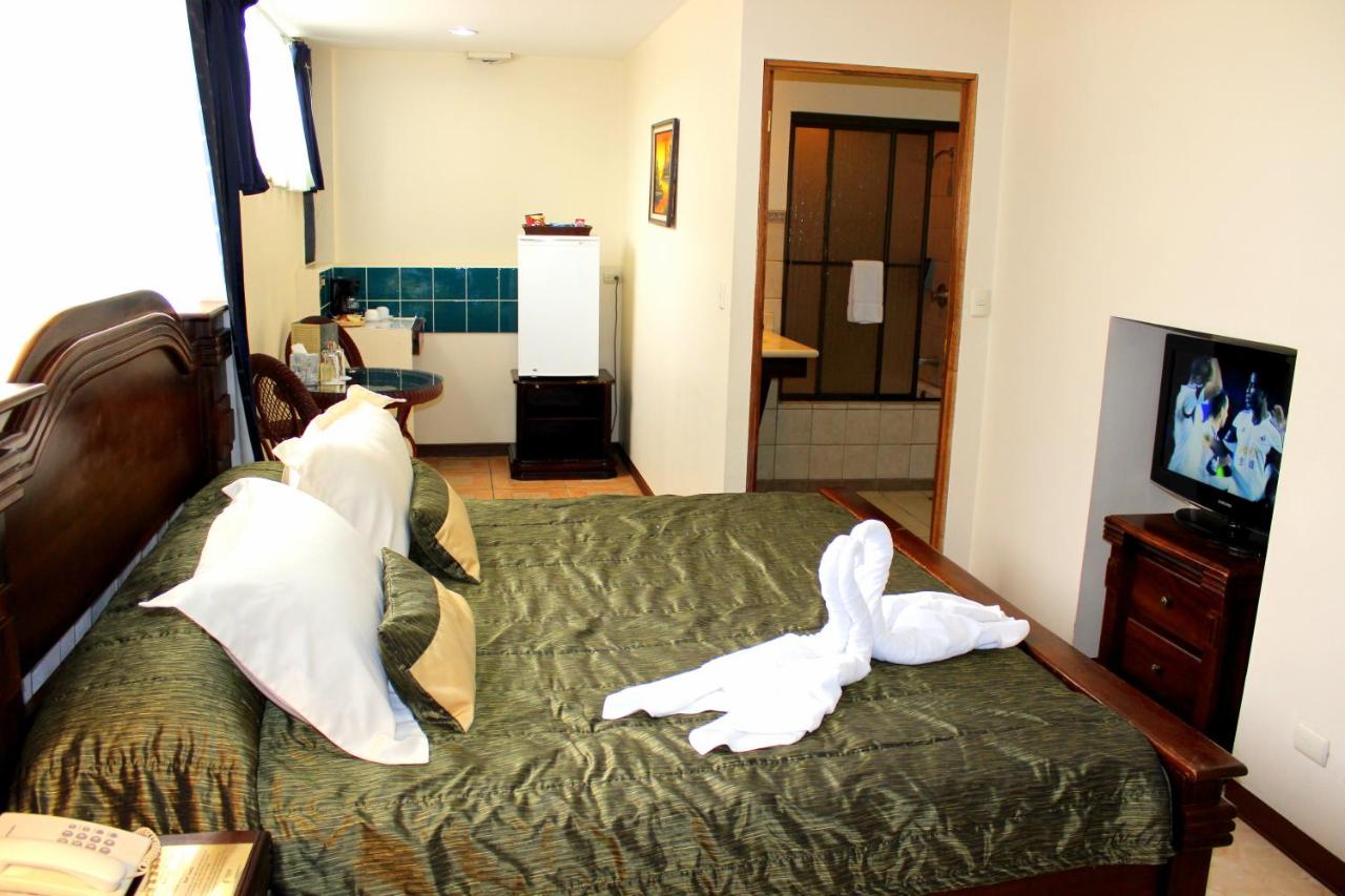 Sportsmens Lodge photo