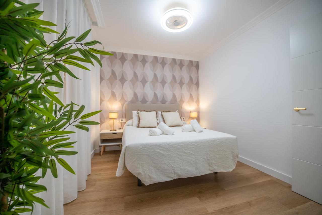 Prensa & Nice Courtyard by ELE Apartments - 2