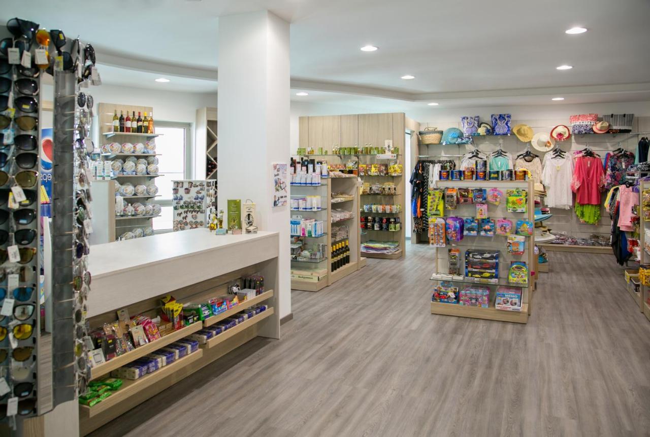 Asterias Beach Hotel photo