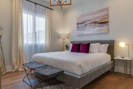 Near Downtown Gem - Rooftop, Garage & Walk To It All! - 2