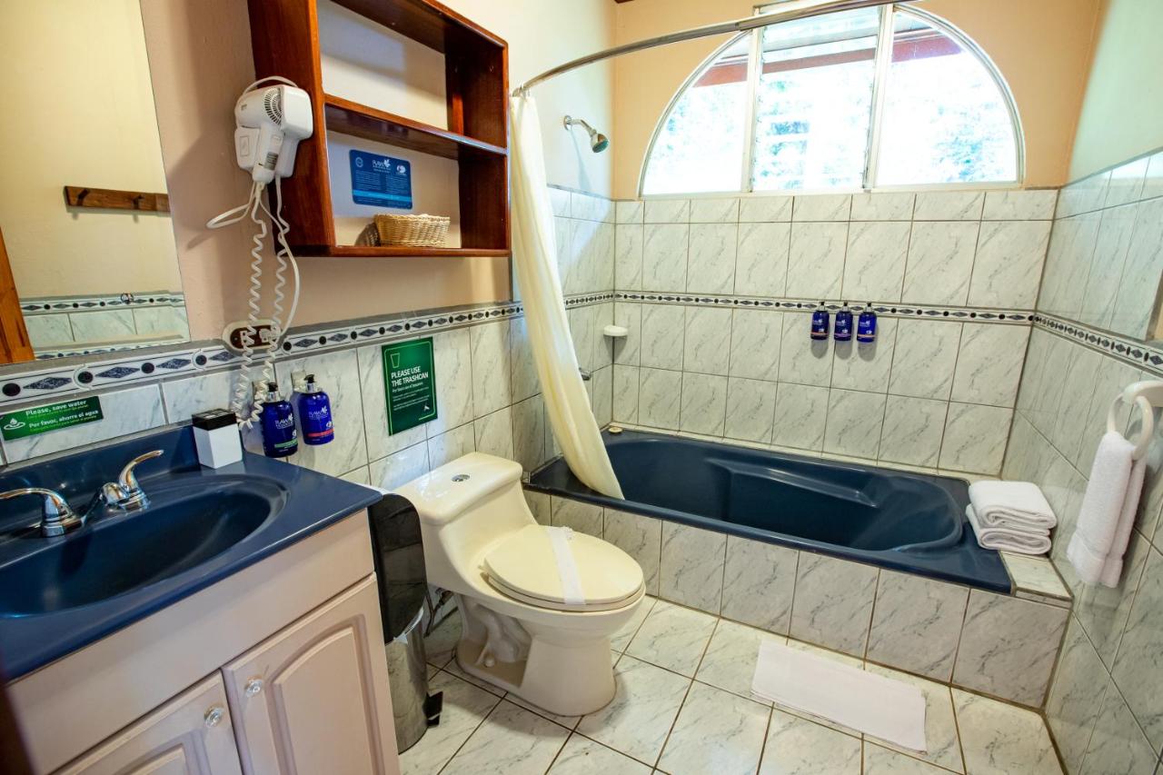Cala Lodge photo