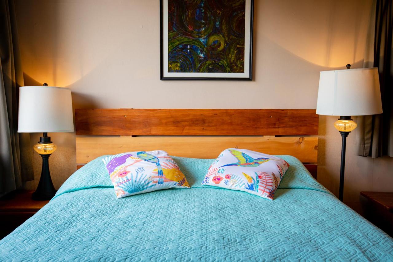Cala Lodge photo