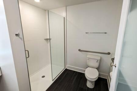 The Vinyl at Music Row - 3