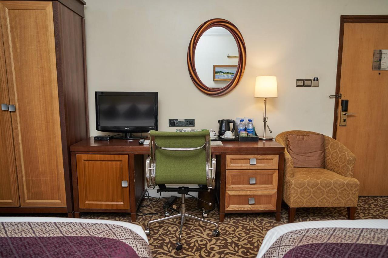 Royal Park Residence Hotel photo